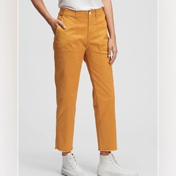 Gap  Girlfriend Utility Khaki, size 10 - Picture 1 of 14